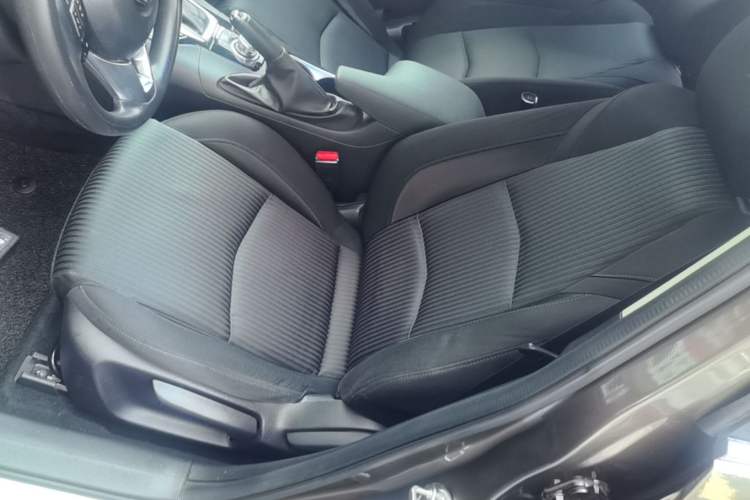 Used Mazda 3 Axela 2016 Sedan 1.5L Automatic Luxury Model Left Front Seat
