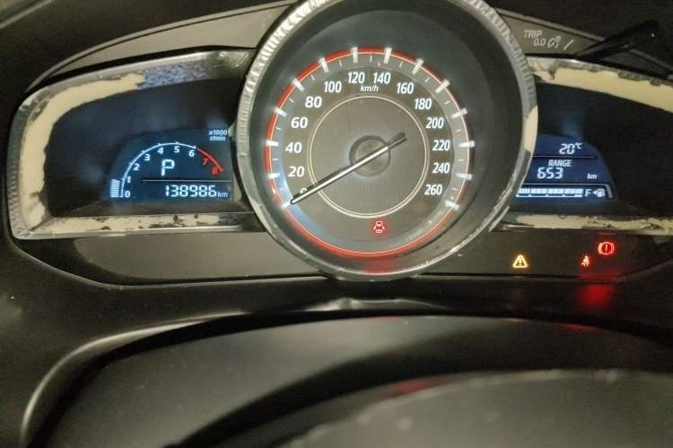 Used Mazda 3 Axela 2016 Sedan 1.5L Automatic Comfort Model Odometer Close Up