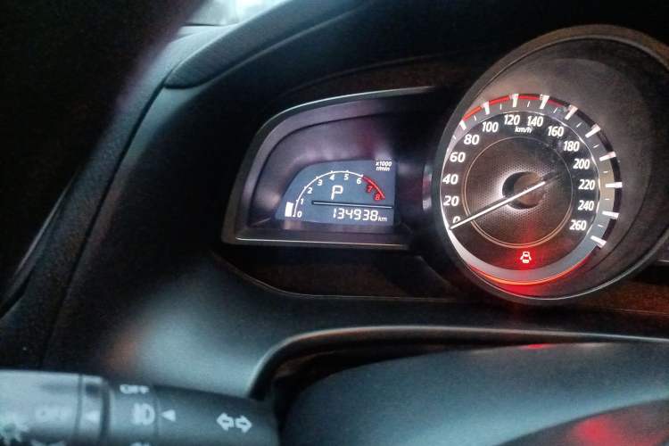 Used Mazda 3 Axela 2016 Sedan 1.5L Automatic Comfort Model Odometer Close Up