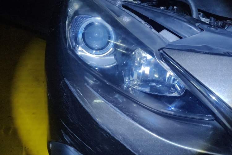 Used Mazda 3 Axela 2016 Sedan 1.5L Automatic Comfort Model Right Front Headlight