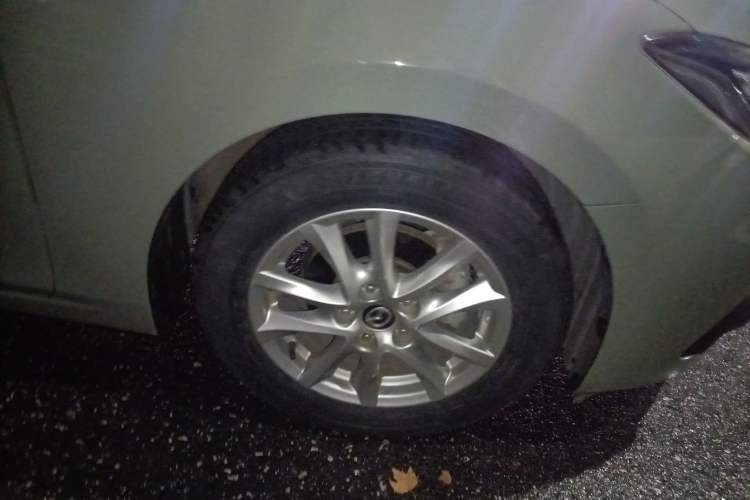 Used Mazda 3 Axela 2016 Sedan 1.5L Automatic Comfort Model Right Front Wheel Hub