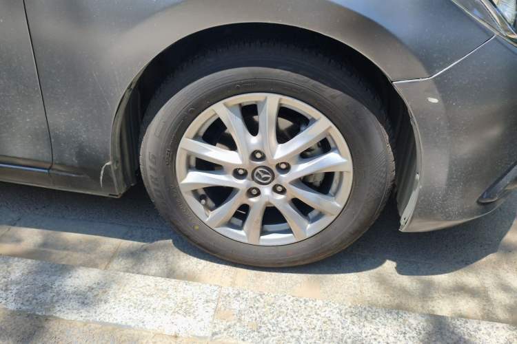 Used Mazda 3 Axela 2016 Sedan 1.5L Automatic Luxury Model Right Front Wheel Hub