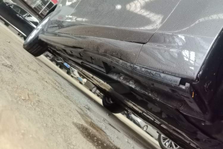 Used Mazda 3 Axela 2016 Sedan 1.5L Automatic Luxury Model Right Side Sill