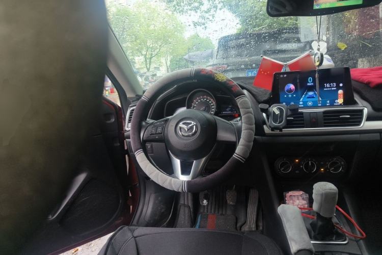 Used Mazda 3 Axela 2016 Sedan 1.5L Manual Comfort Model Steering Wheel