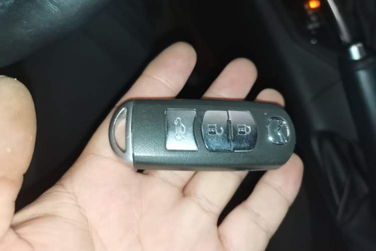 Used Mazda 3 Axela 2016 Sedan 1.5L Automatic Comfort Model Vehicle Key