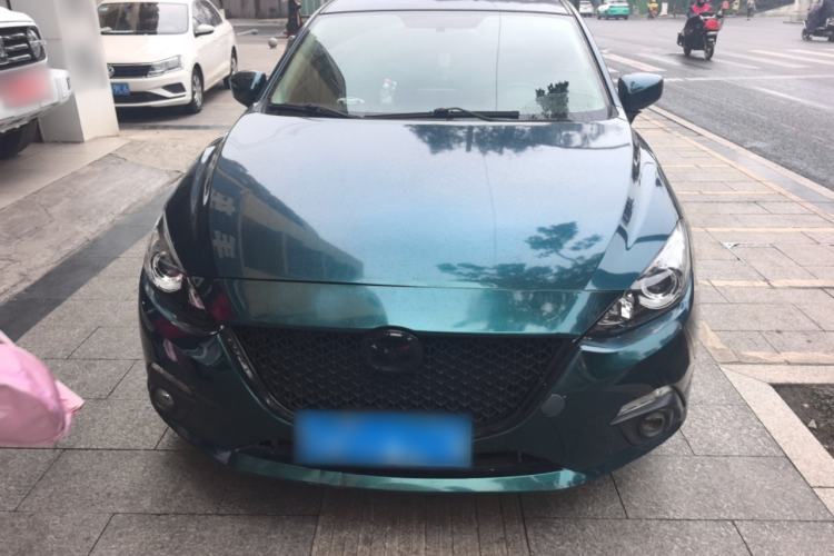 Used Mazda 3 Axela 2016 Sedan 1.5L Automatic Luxury Model Front