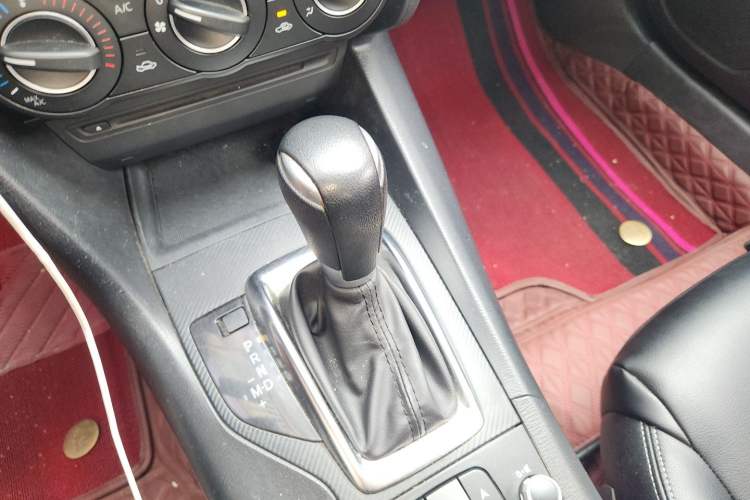 Used Mazda 3 Axela 2016 Sedan 1.5L Automatic Comfort Model Gear Lever