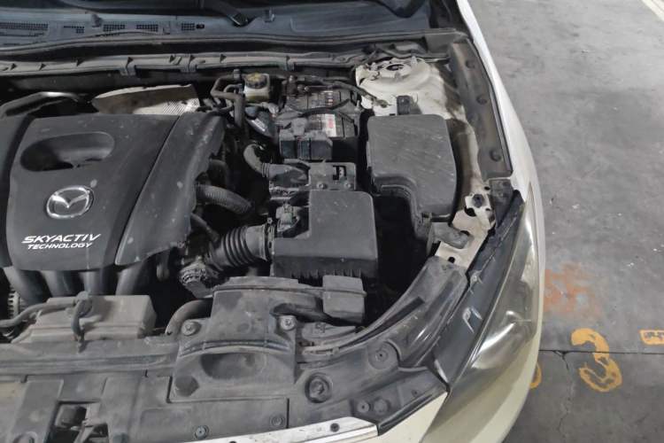 Used Mazda 3 Axela 2016 Hatchback 1.5L Automatic Comfort Model Engine Bay Left