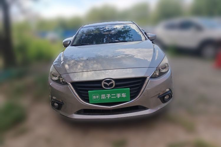 Used Mazda 3 Axela 2016 Hatchback 1.5L Automatic Luxury Model Front