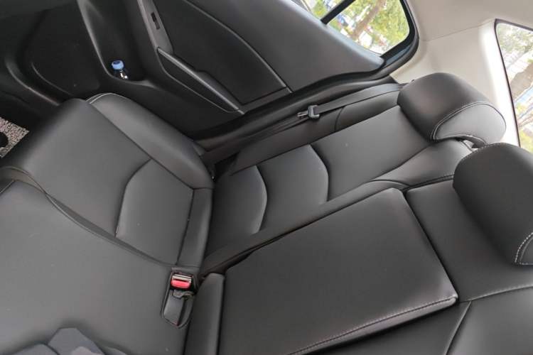 Used Mazda 3 Axela 2016 Sedan 1.5L Automatic Comfort Model Left Rear Seat