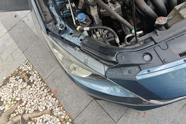 Used Mazda 3 Axela 2016 Sedan 1.5L Automatic Comfort Model Right Front Headlight