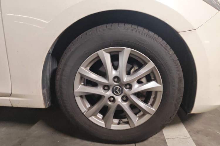 Used Mazda 3 Axela 2016 Hatchback 1.5L Automatic Comfort Model Right Front Wheel Hub