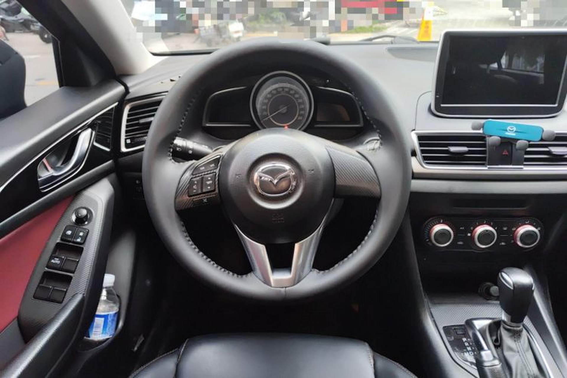 Used Mazda 3 Axela 2016 Sedan 1.5L Automatic Comfort Model Steering Wheel