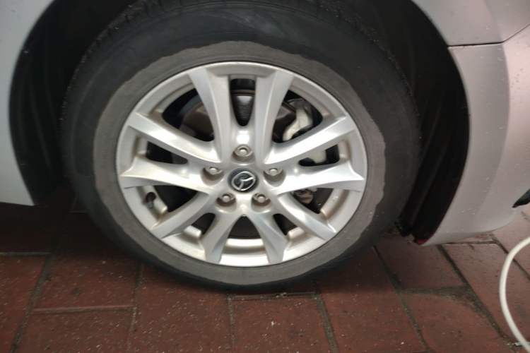 Used Mazda 3 Axela 2016 Sedan 1.5L Automatic Comfort Model Right Front Wheel Hub