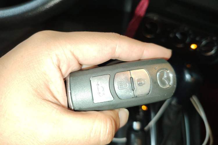 Used Mazda 3 Axela 2016 Sedan 1.5L Automatic Comfort Model Vehicle Key