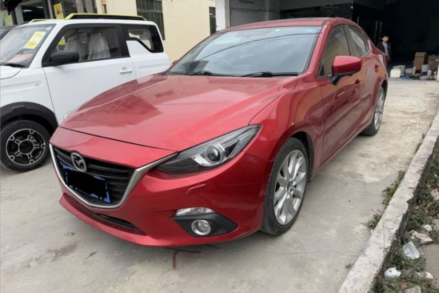Used Mazda 3 Axela 2016 Sedan 2.0L Automatic Flagship Model
