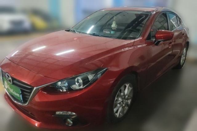 Używany Mazda 3 Axela 2016 Hatchback 1.5L Automatic Luxury Model