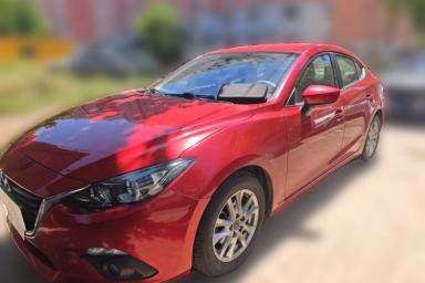 Used Mazda 3 Axela 2016 Sedan 1.5L Automatic Comfort Model