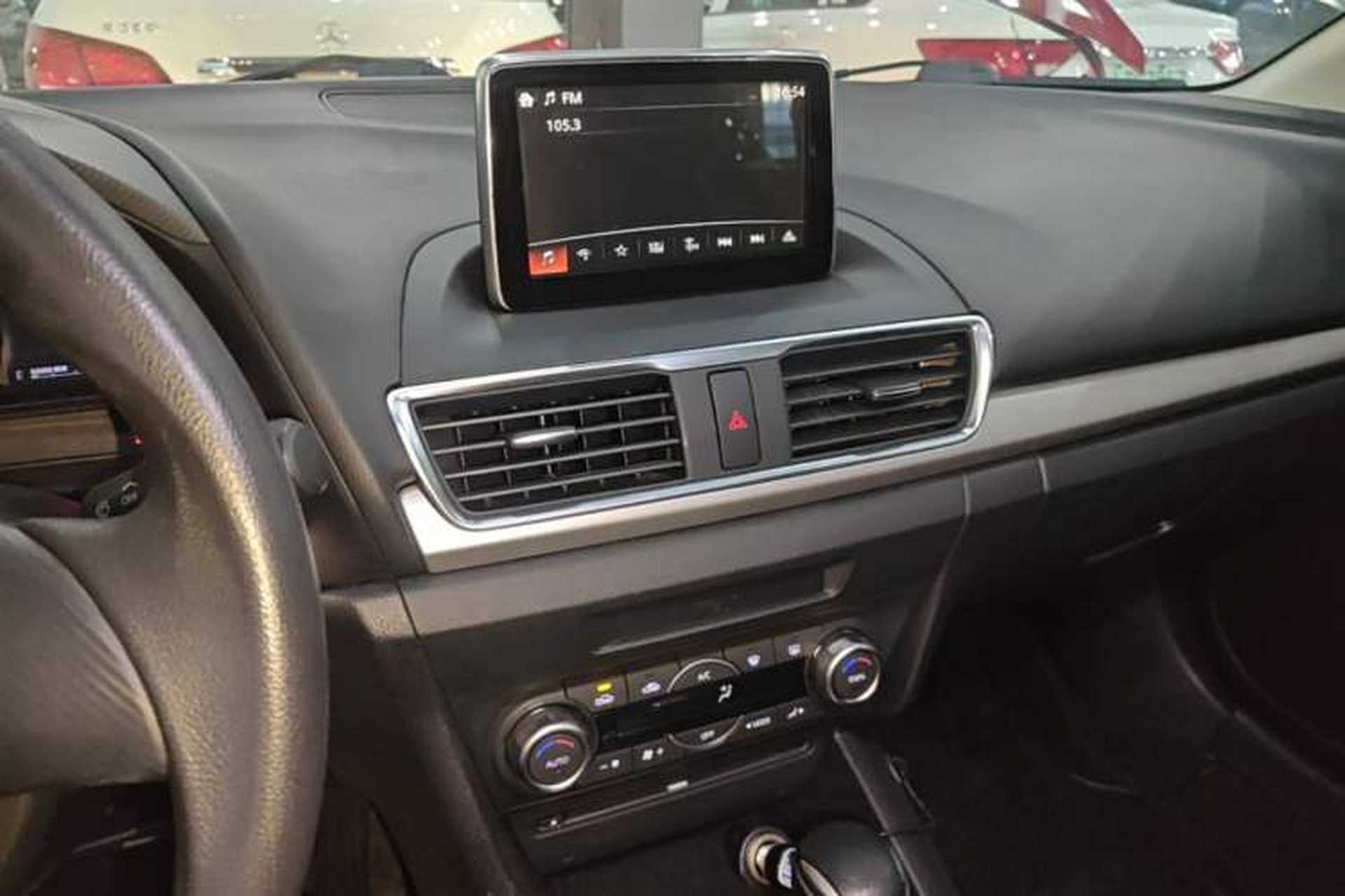 Used Mazda 3 Axela 2016 Sedan 1.5L Automatic Luxury Model Audio And AC Panel