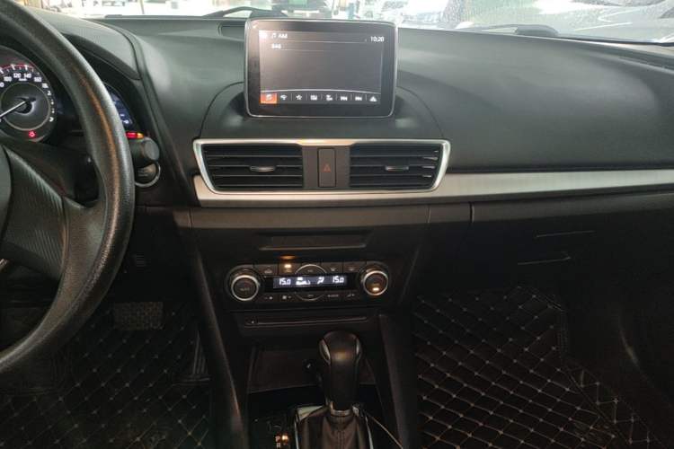 Used Mazda 3 Axela 2016 Sedan 1.5L Automatic Luxury Model Audio And AC Panel