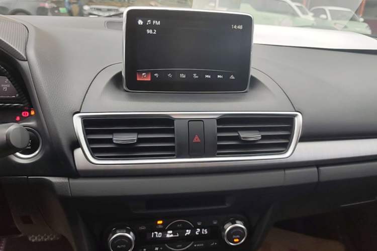 Used Mazda 3 Axela 2016 Sedan 1.5L Automatic Luxury Model Audio And AC Panel