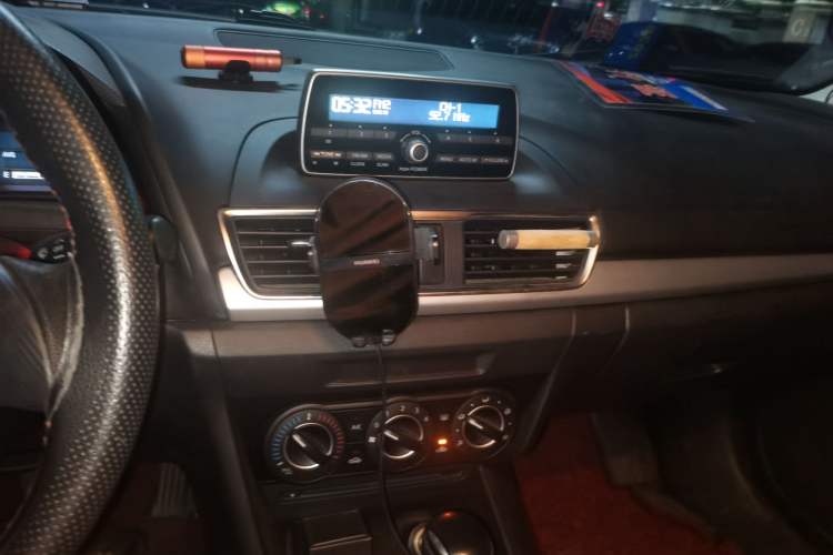 Used Mazda 3 Axela 2016 Sedan 1.5L Automatic Comfort Model Audio And AC Panel