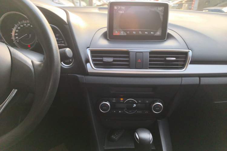Used Mazda 3 Axela 2016 Sedan 1.5L Automatic Luxury Model Audio And AC Panel
