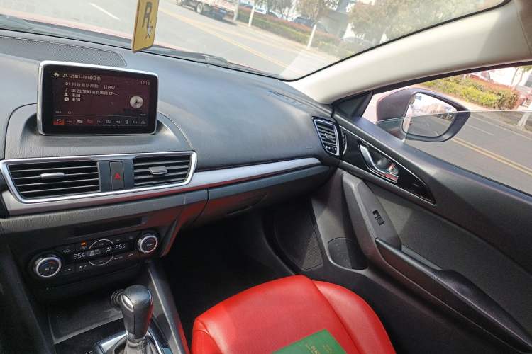 Used Mazda 3 Axela 2016 Sedan 1.5L Automatic Luxury Model Audio And AC Panel