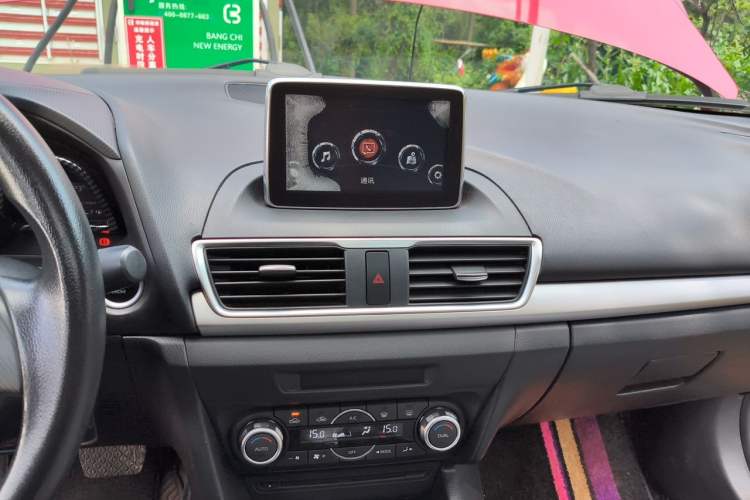 Used Mazda 3 Axela 2016 Sedan 1.5L Automatic Luxury Model Audio And AC Panel