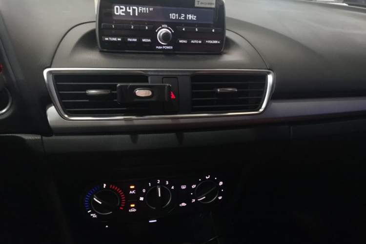 Used Mazda 3 Axela 2016 Sedan 1.5L Automatic Comfort Model Audio And AC Panel
