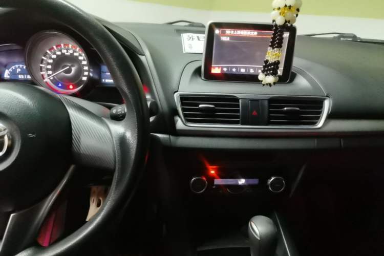 Used Mazda 3 Axela 2016 Sedan 1.5L Automatic Luxury Model Audio And AC Panel