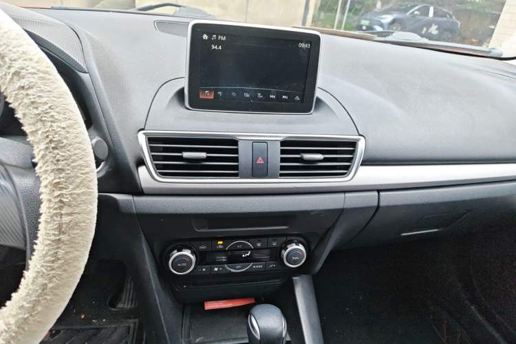 Used Mazda 3 Axela 2016 Sedan 1.5L Automatic Luxury Model Audio And AC Panel