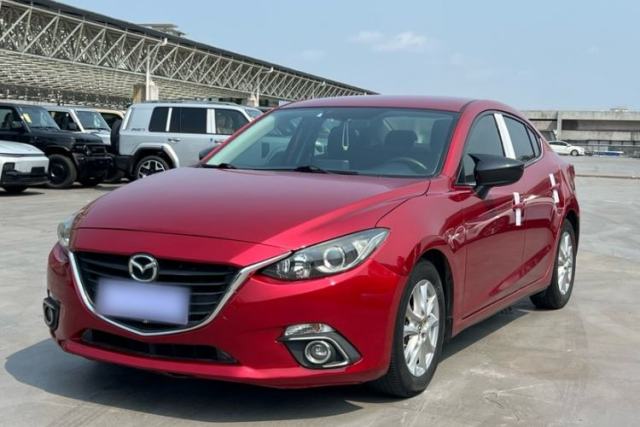 Used Mazda 3 Axela 2016 Sedan 1.5L Automatic Comfort Model