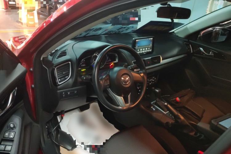 Used Mazda 3 Axela 2016 Hatchback 1.5L Automatic Comfort Model Center Console