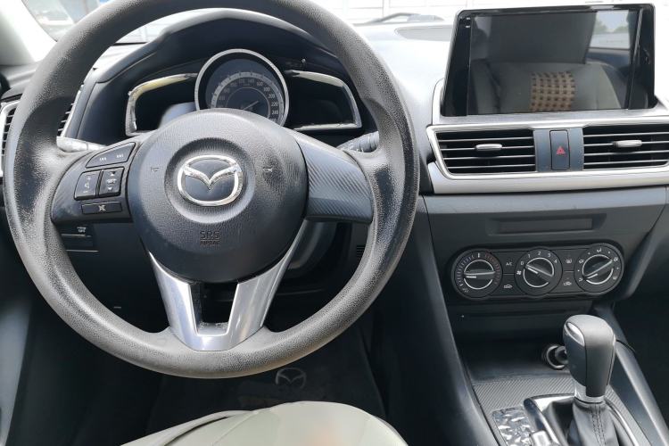 Used Mazda 3 Axela 2016 Sedan 1.5L Automatic Comfort Model Center Console