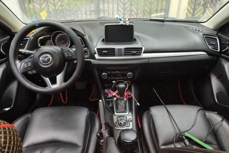 Used Mazda 3 Axela 2016 Sedan 2.0L Automatic Sport Model Center Console