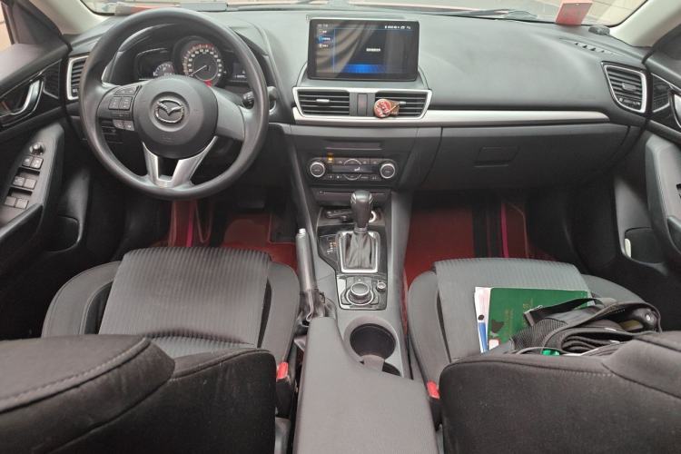 Used Mazda 3 Axela 2016 Sedan 1.5L Automatic Luxury Model Center Console