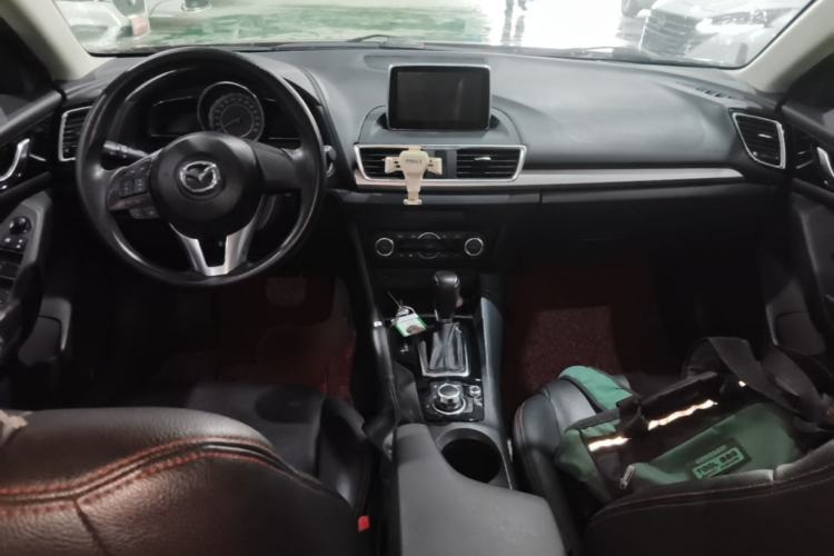 Used Mazda 3 Axela 2016 Sedan 1.5L Automatic Luxury Model Center Console