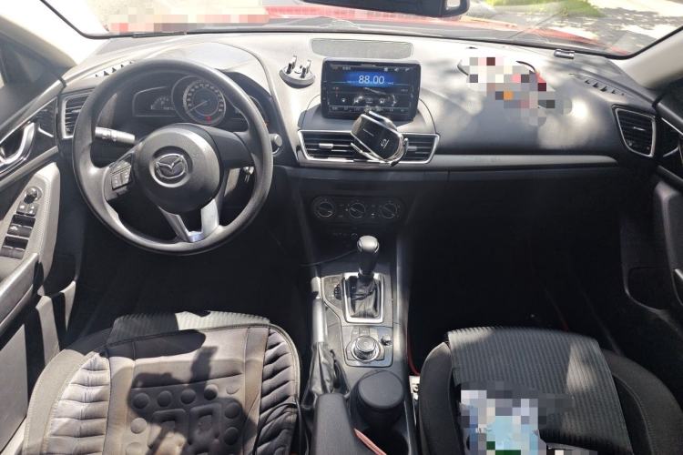 Used Mazda 3 Axela 2016 Sedan 1.5L Automatic Comfort Model Center Console