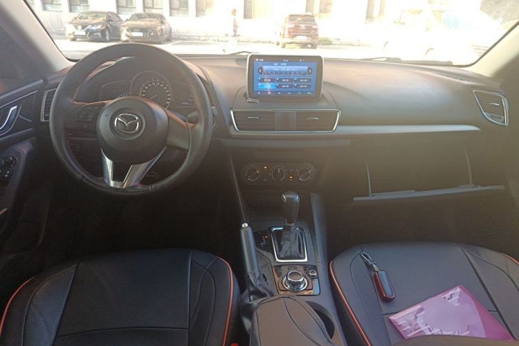 Used Mazda 3 Axela 2016 Sedan 1.5L Automatic Comfort Model Center Console