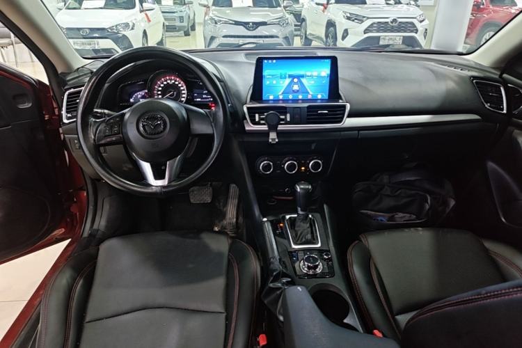 Used Mazda 3 Axela 2016 Sedan 1.5L Automatic Comfort Model Center Console