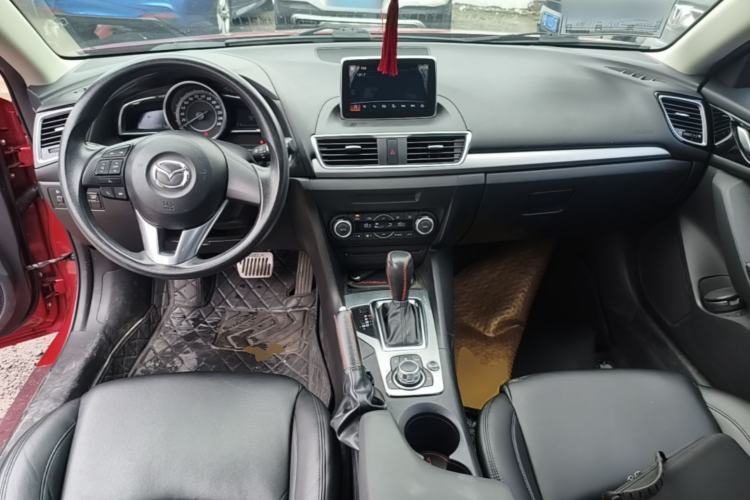 Used Mazda 3 Axela 2016 Hatchback 1.5L Automatic Luxury Model Center Console