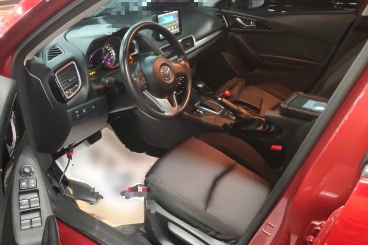 Used Mazda 3 Axela 2016 Hatchback 1.5L Automatic Comfort Model Driver Seat