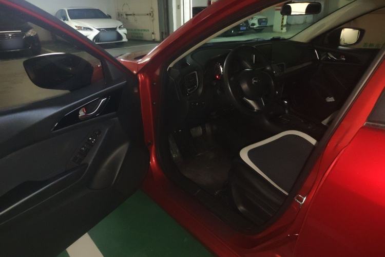 Used Mazda 3 Axela 2016 Sedan 1.5L Automatic Luxury Model Driver Seat
