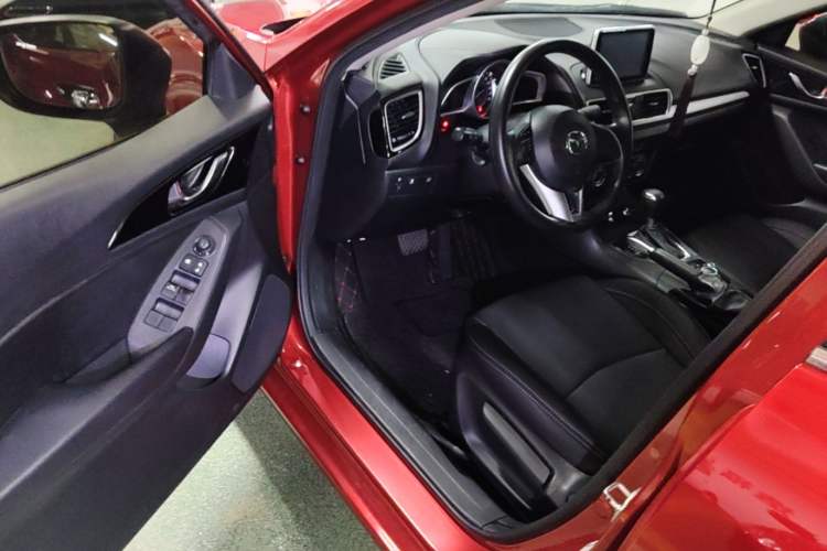 Used Mazda 3 Axela 2016 Sedan 1.5L Automatic Comfort Model Driver Seat