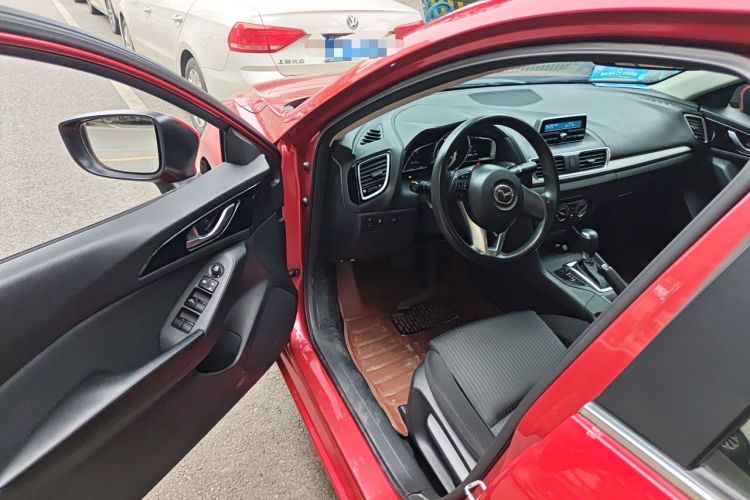Used Mazda 3 Axela 2016 Sedan 1.5L Automatic Comfort Model Driver Seat