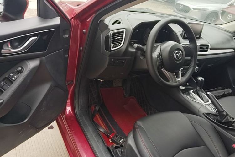 Used Mazda 3 Axela 2016 Sedan 1.5L Automatic Luxury Model Driver Seat