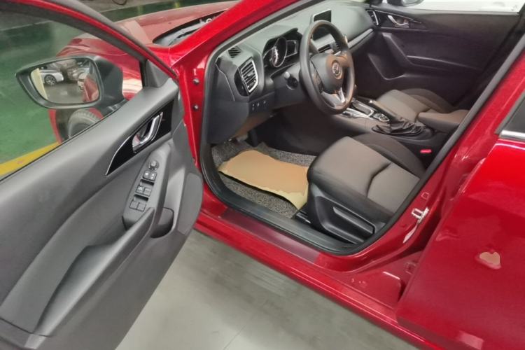Used Mazda 3 Axela 2016 Sedan 1.5L Automatic Luxury Model Driver Seat