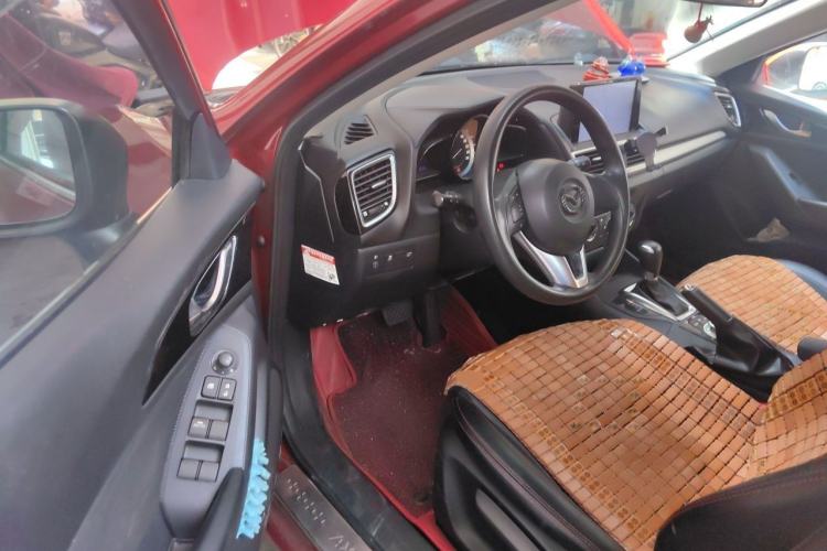 Used Mazda 3 Axela 2016 Hatchback 1.5L Automatic Comfort Model Driver Seat