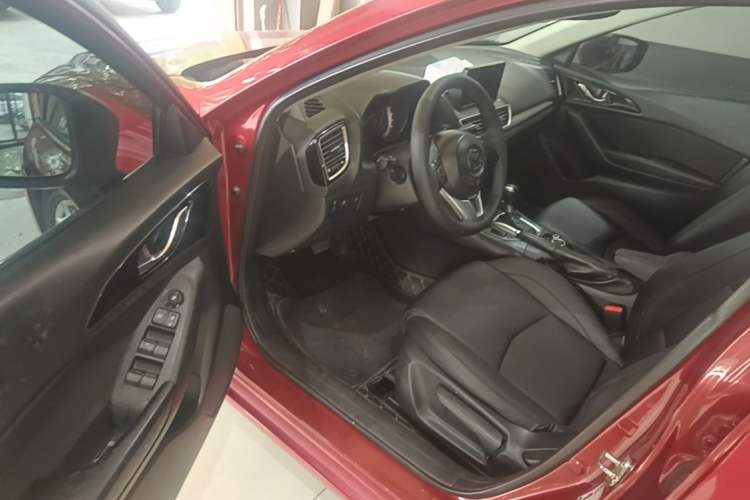 Used Mazda 3 Axela 2016 Sedan 1.5L Automatic Comfort Model Driver Seat